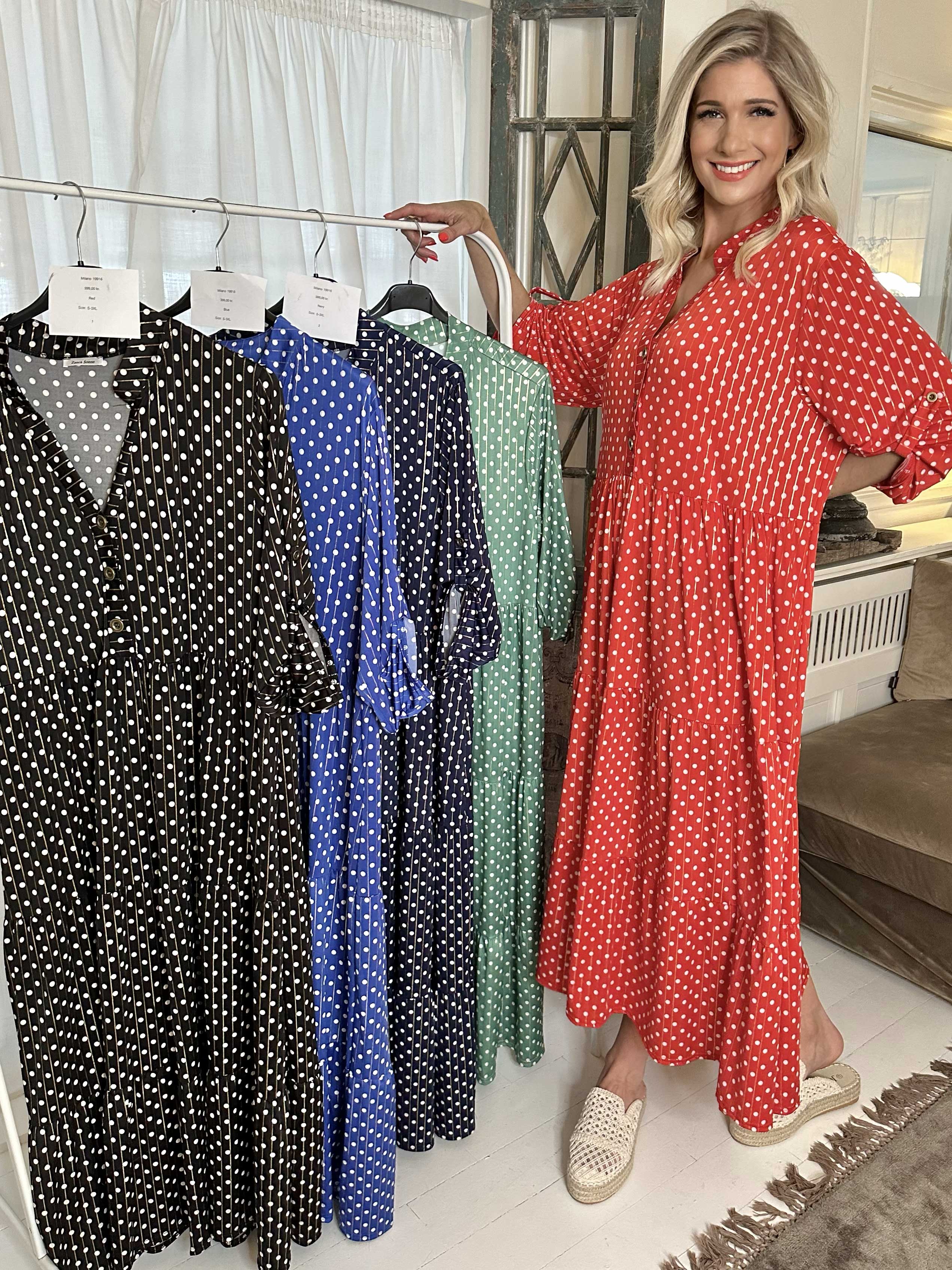 Milano Dot - Långklänning med prickar och lager-på-lager-look - Navy